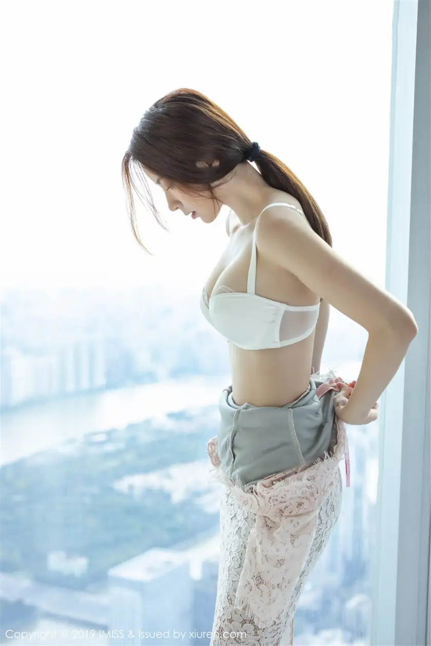 [爱蜜社] 2019.08.01 VOL.366 Carry#[38P]-4
