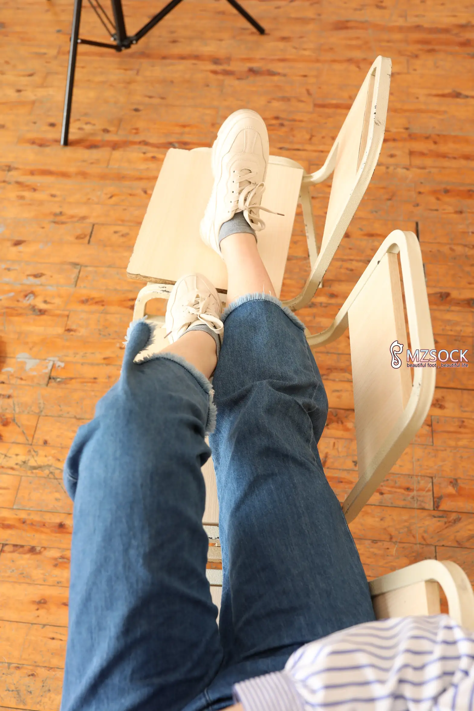 [爱美足] 爱美足 NO.001 肖弧#[74P]-8