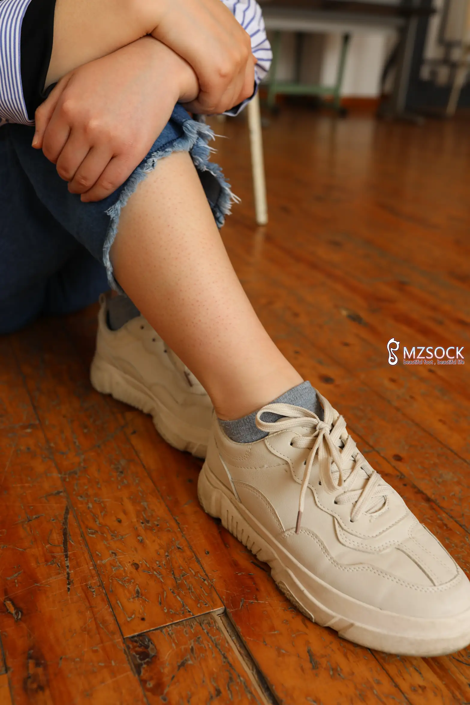 [爱美足] 爱美足 NO.001 肖弧#[74P]-2