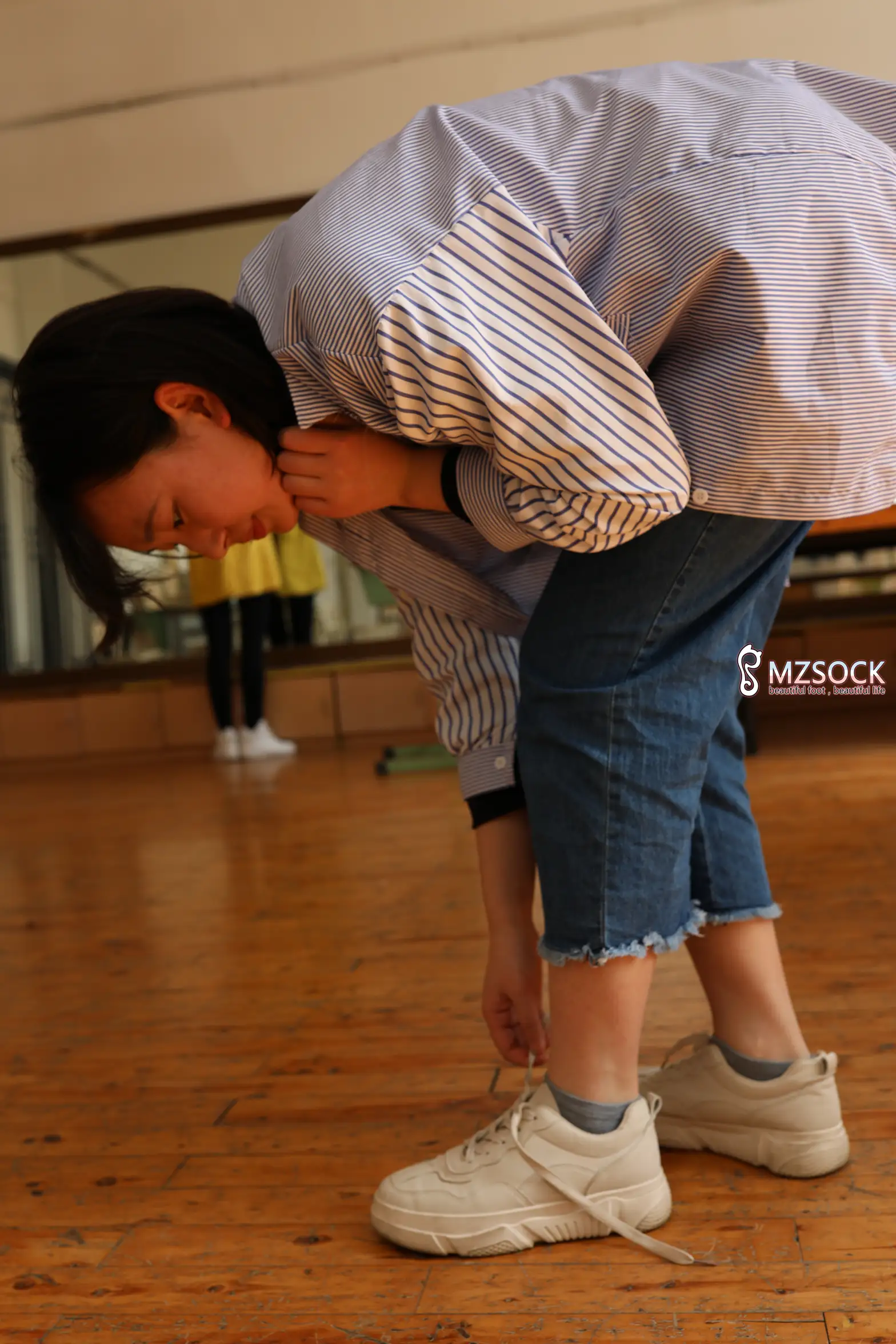 [爱美足] 爱美足 NO.001 肖弧#[74P]-3