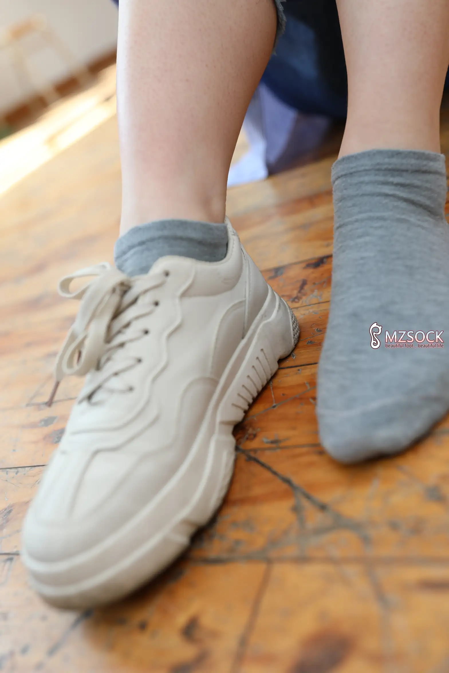 [爱美足] 爱美足 NO.001 肖弧#[74P]-8