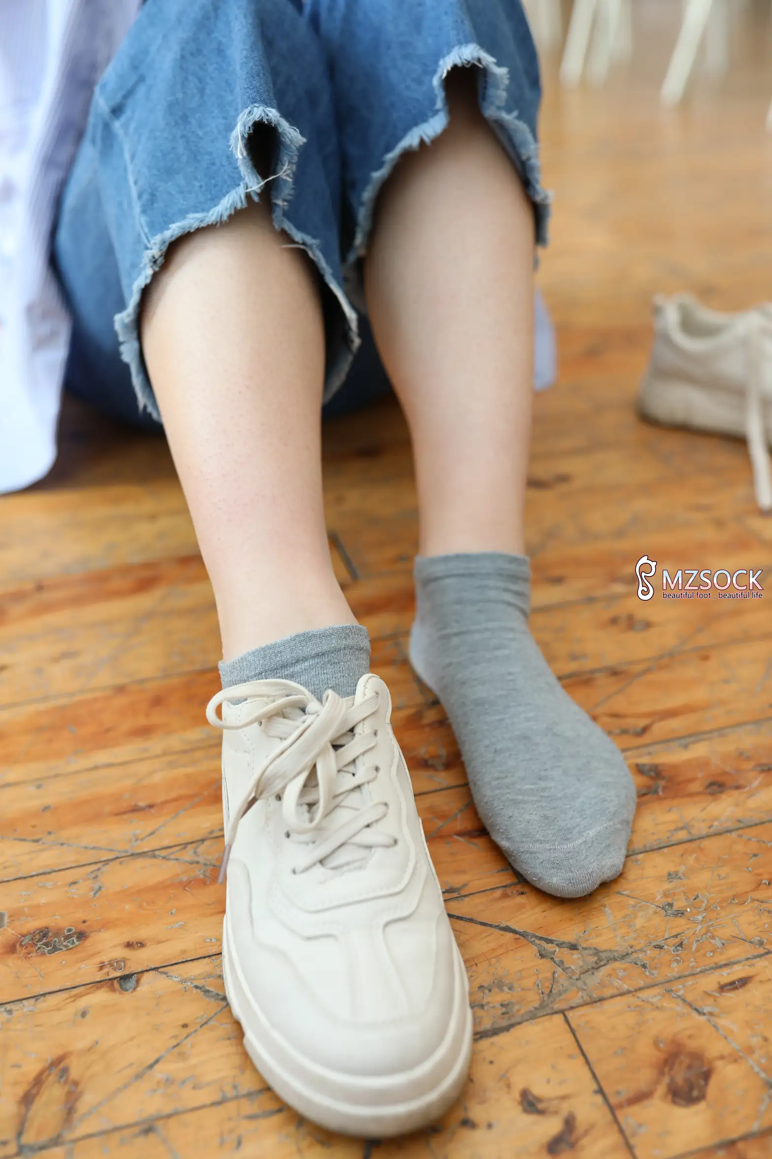 [爱美足] 爱美足 NO.001 肖弧#[74P]-1