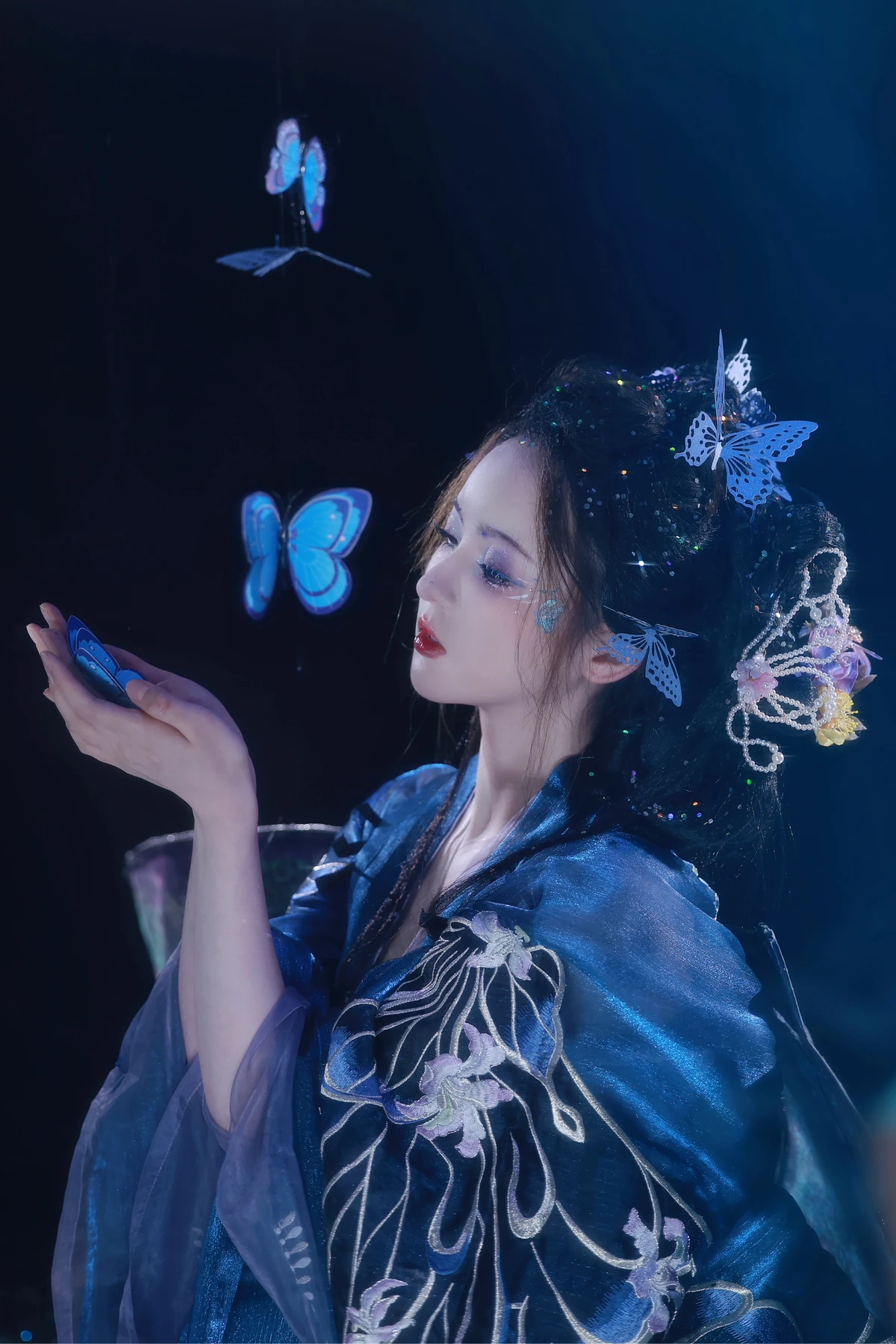 [艺图语] 2023.01.13 Vol.2908 万蝶振翅 天晴后的樱花花#[24P]-5