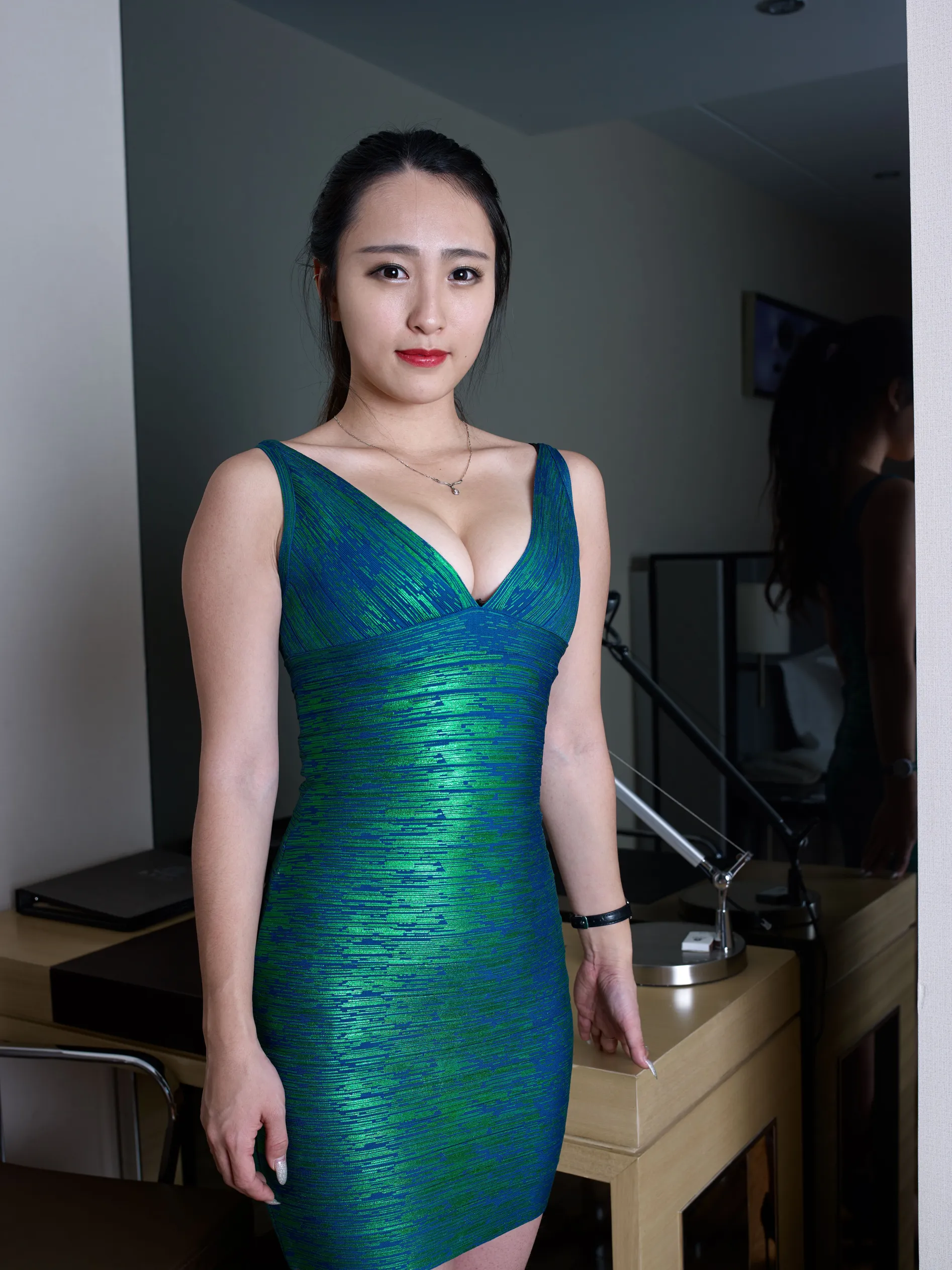 [爱美足] NO.124 丰满包臀裙高跟美女 街拍#[106P]-9