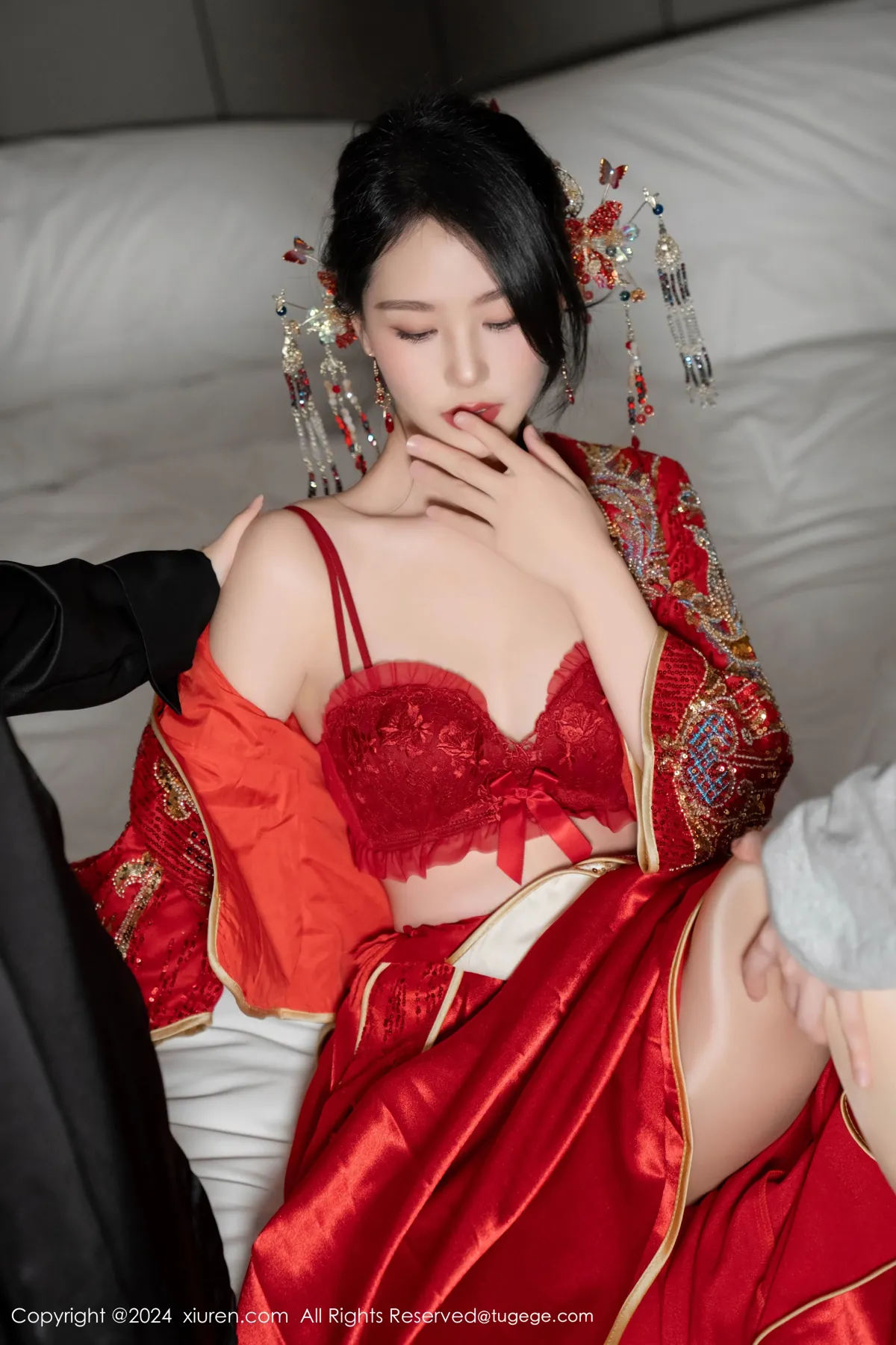 [秀人网] 2024.04.11 No.8376 利世#[96P]-4