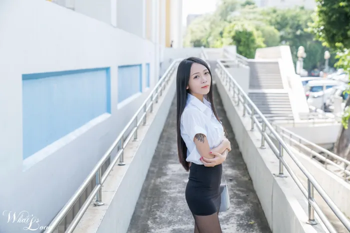 [爱美足] NO.218 施绍婷 OL 丝袜高跟美腿外拍 街拍#[24P]-6