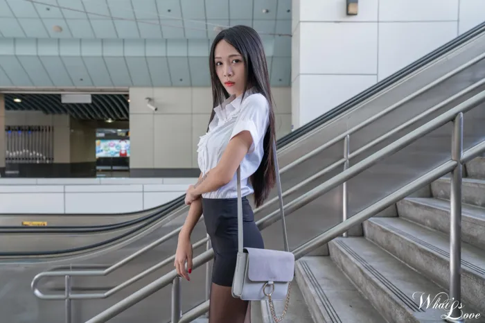 [爱美足] NO.218 施绍婷 OL 丝袜高跟美腿外拍 街拍#[24P]-9