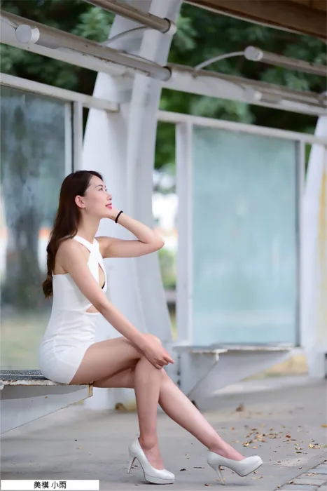 [爱美足] NO.096 小雨 露肩连衣短裙 高跟美腿外拍 街拍#[100P]-9