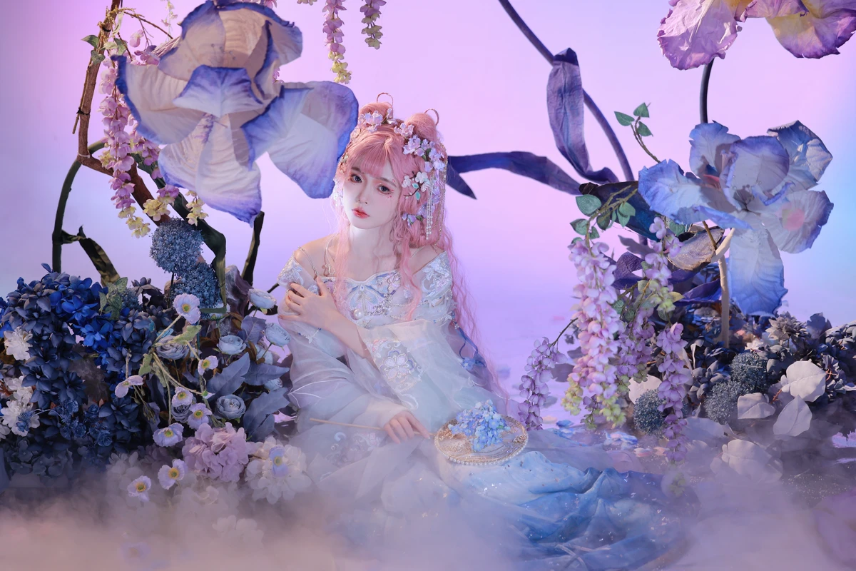 [艺图语] 2023.01.07 Vol.2857 – 花月夜蝶梦 怀里猫ovo#[22P]-2