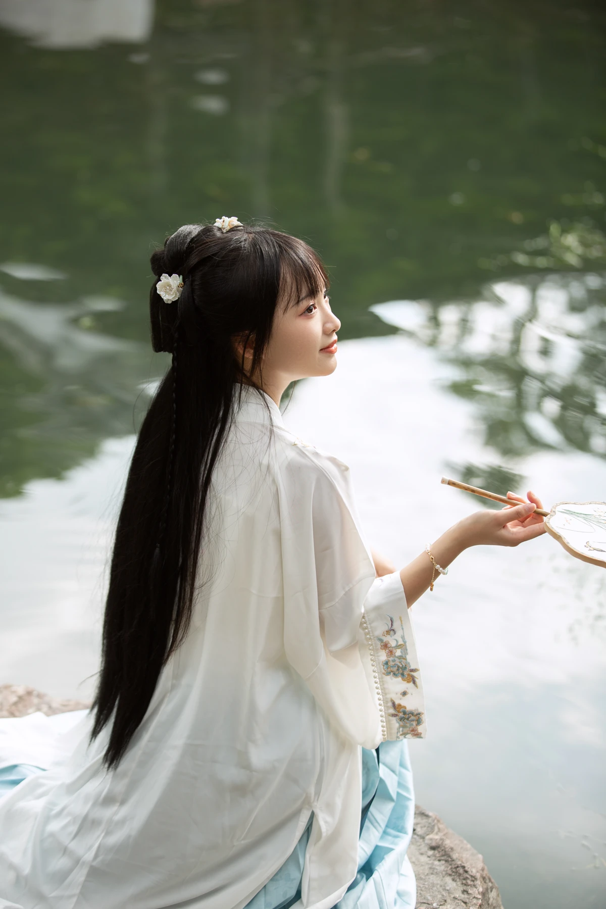 [艺图语] 2022.12.29 Vol.2790 – 小扇引微凉，悠悠夏日长 莉莉崽w#[23P]-8
