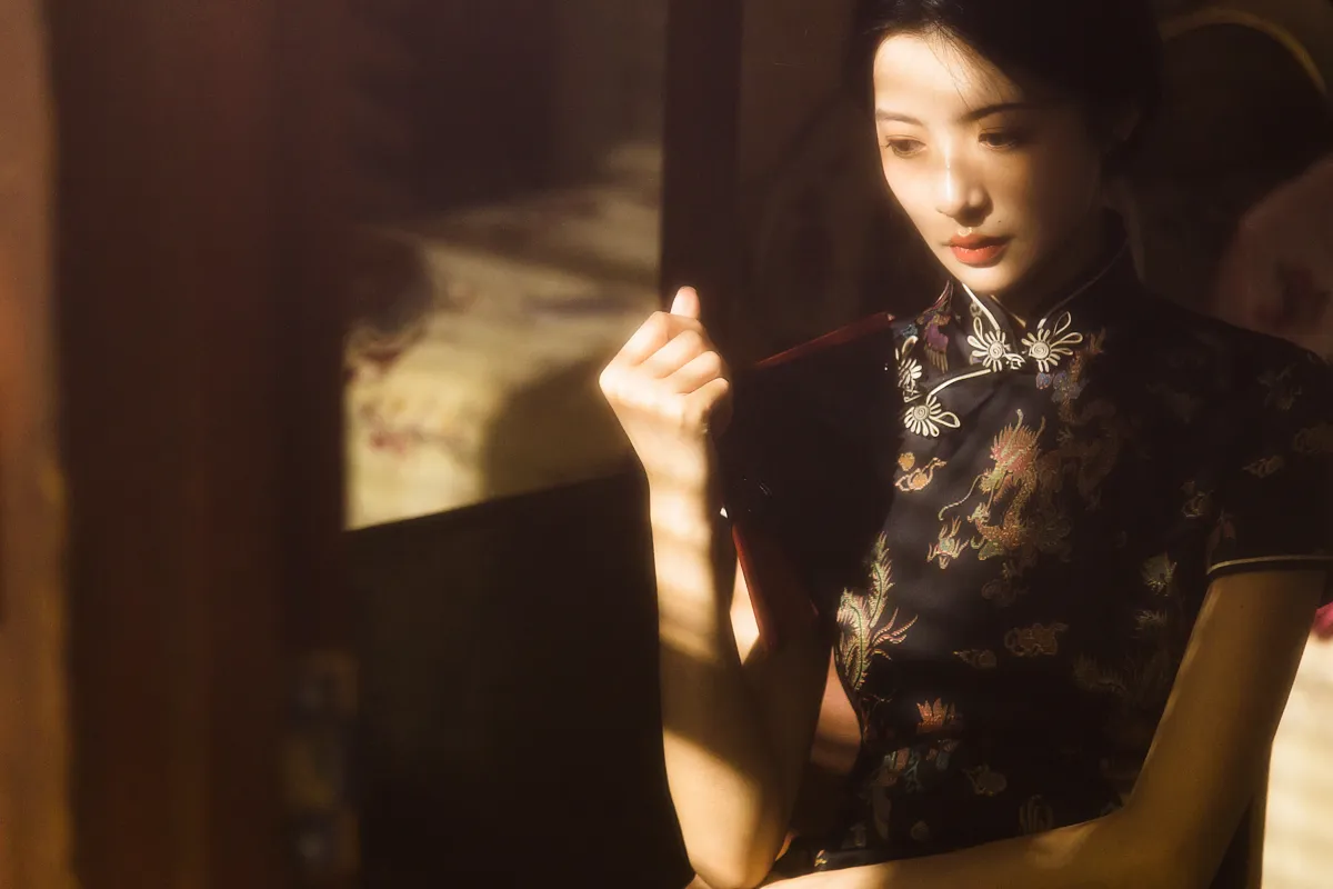 [艺图语] 2022.12.13 Vol.2671 – 上瘾 梁夹心#[22P]-3