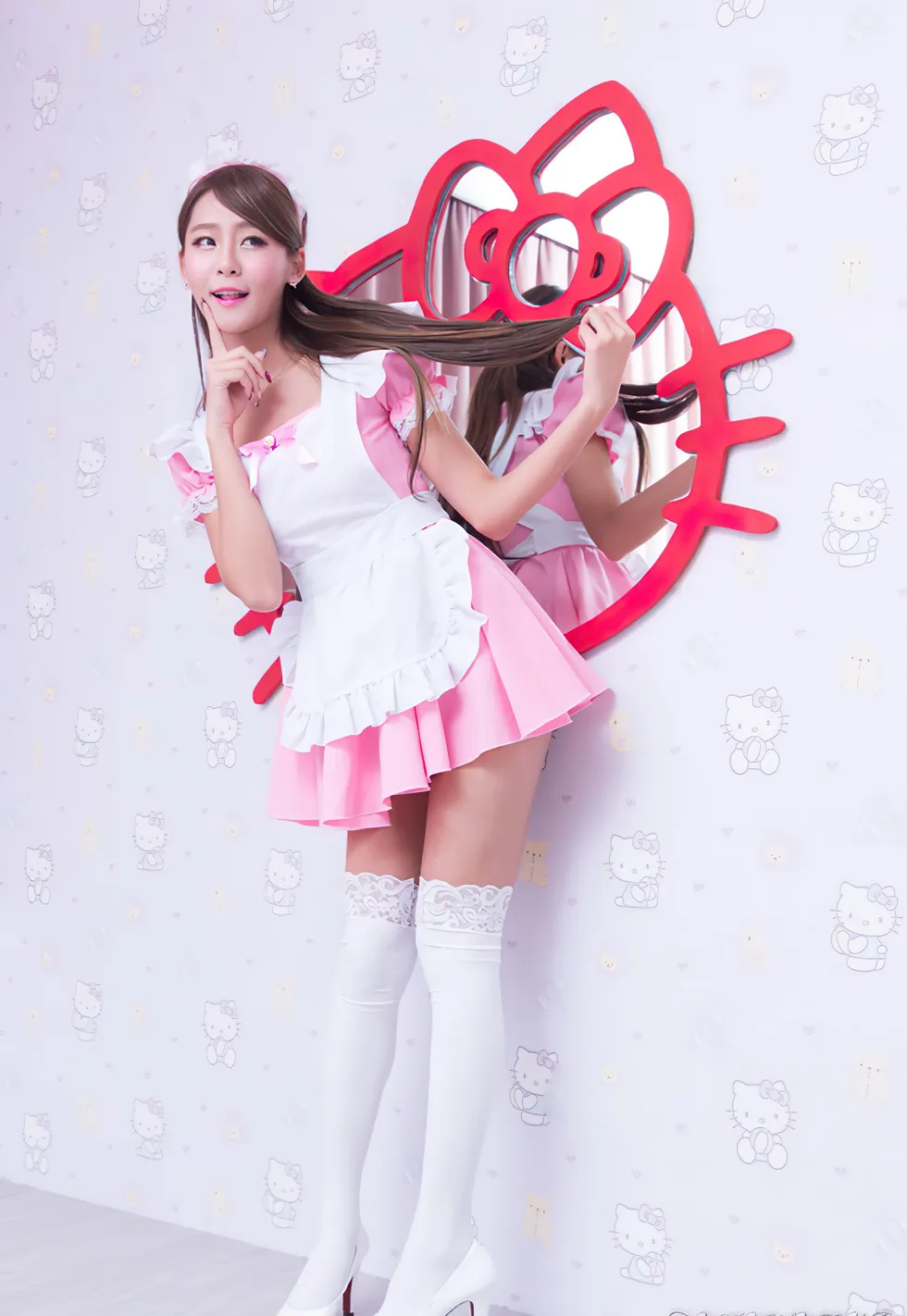 [爱美足] NO.173 小雪 女仆装膝上白丝高跟美腿 街拍#[105P]-3