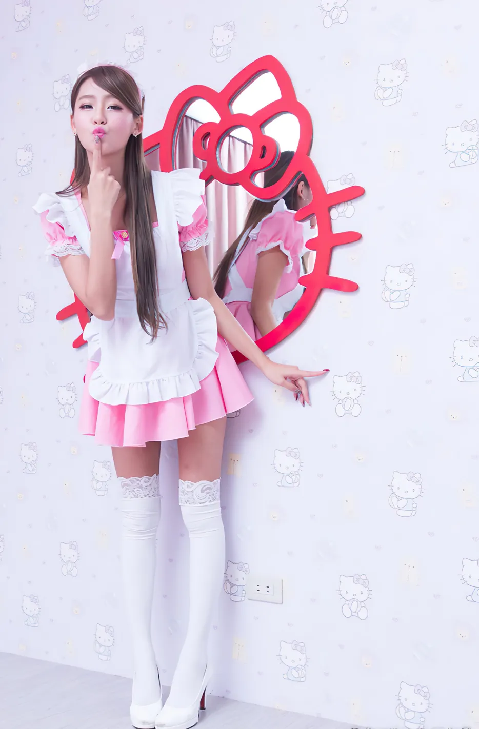 [爱美足] NO.173 小雪 女仆装膝上白丝高跟美腿 街拍#[105P]-7