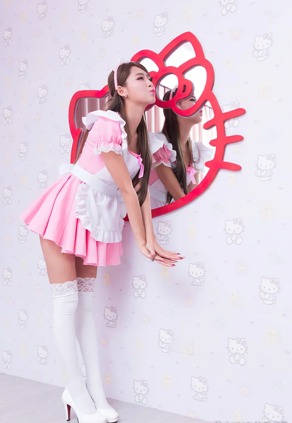 [爱美足] NO.173 小雪 女仆装膝上白丝高跟美腿 街拍#[105P]-2