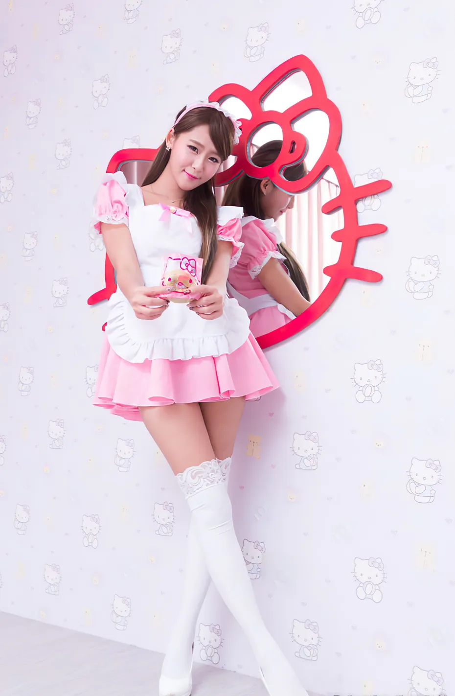 [爱美足] NO.173 小雪 女仆装膝上白丝高跟美腿 街拍#[105P]-4