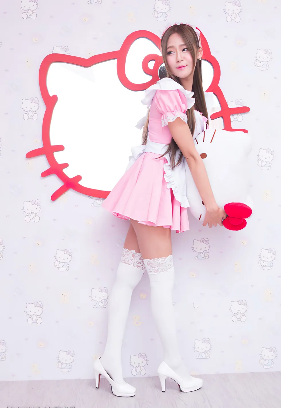 [爱美足] NO.173 小雪 女仆装膝上白丝高跟美腿 街拍#[105P]-7