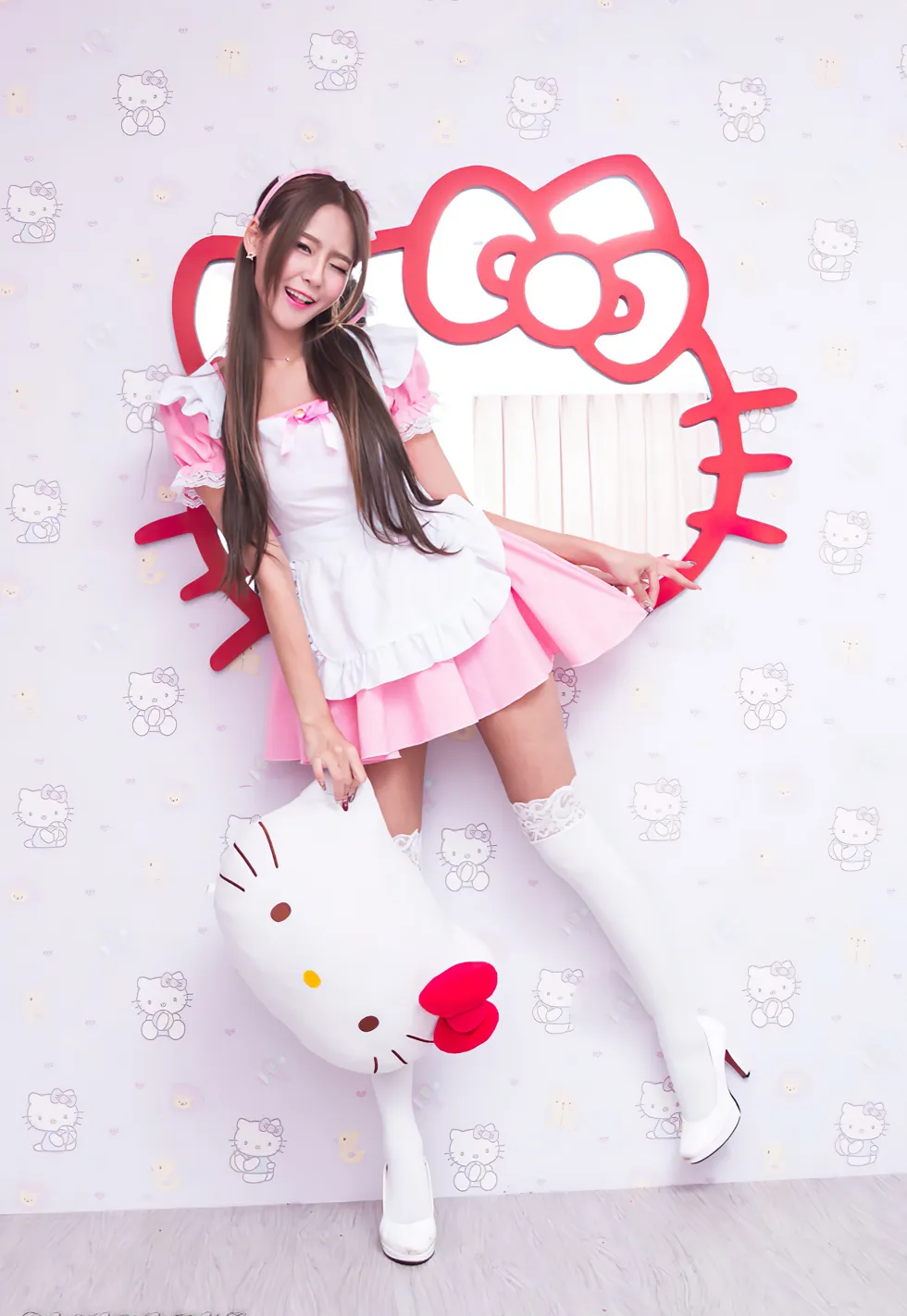 [爱美足] NO.173 小雪 女仆装膝上白丝高跟美腿 街拍#[105P]-3