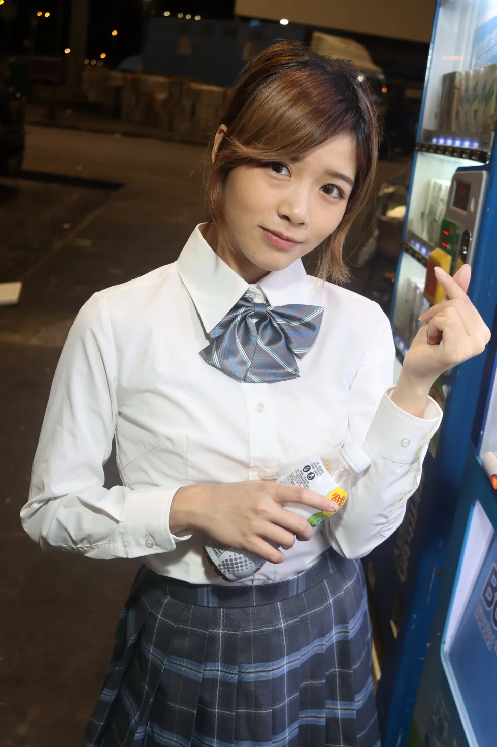 [爱美足] NO.144 Kandi 学生制服美腿 街拍#[105P]-5