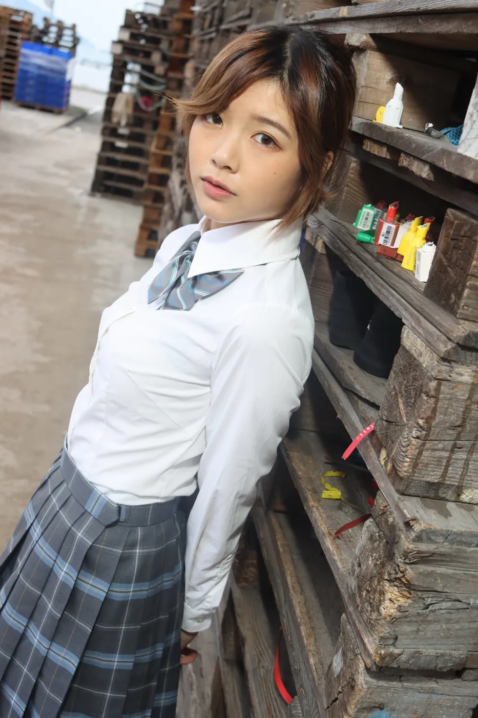 [爱美足] NO.144 Kandi 学生制服美腿 街拍#[105P]-6