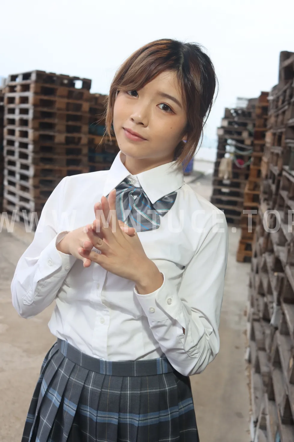 [爱美足] NO.144 Kandi 学生制服美腿 街拍#[105P]-10