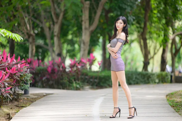 [爱美足] NO.224 Bao 丝袜高跟美腿外拍 街拍#[79P]-1