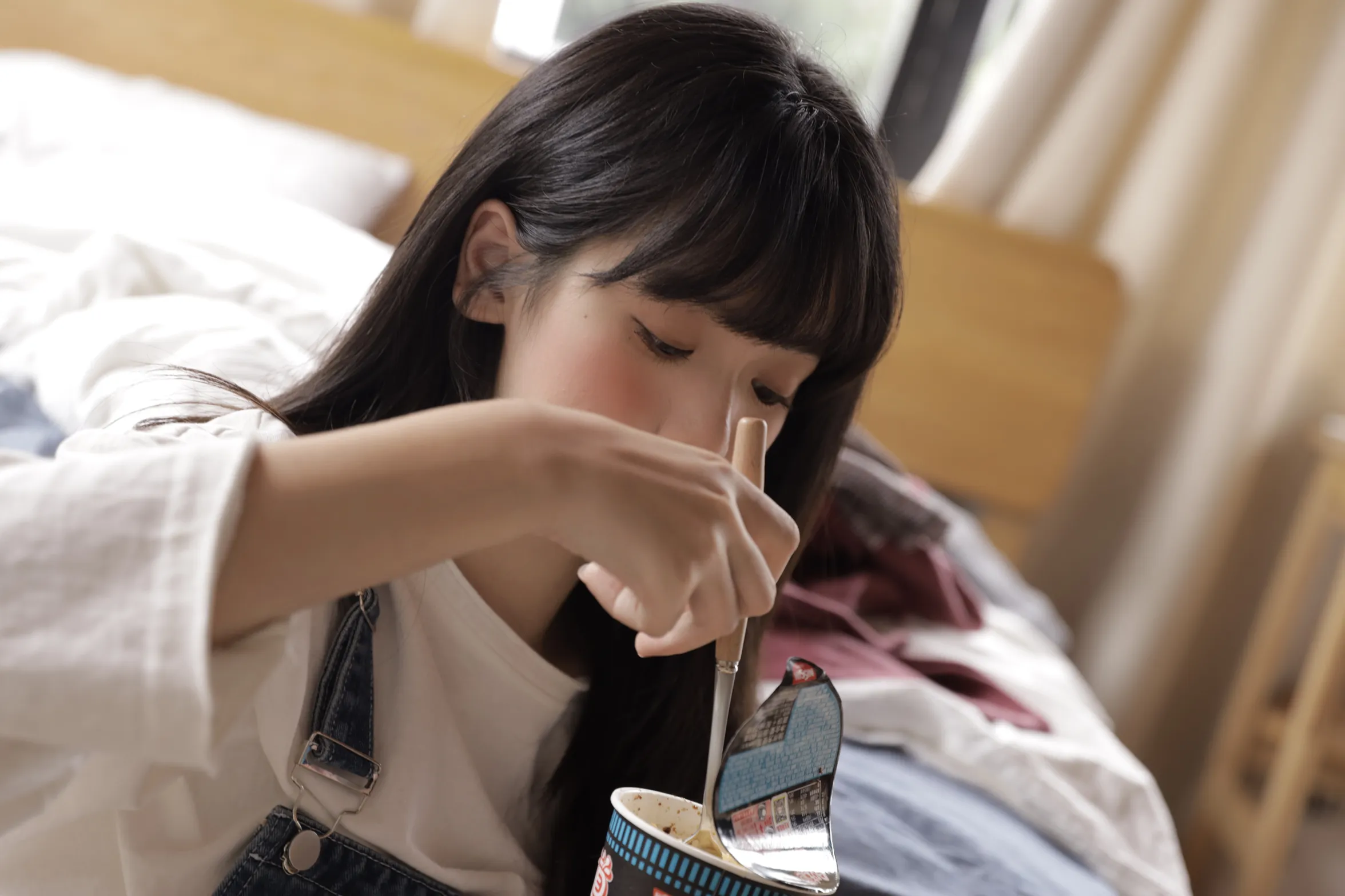 [艺图语] 2022.11.27 Vol.2544 – Hi,小狗 叛逆的捡捡唯#[29P]-1