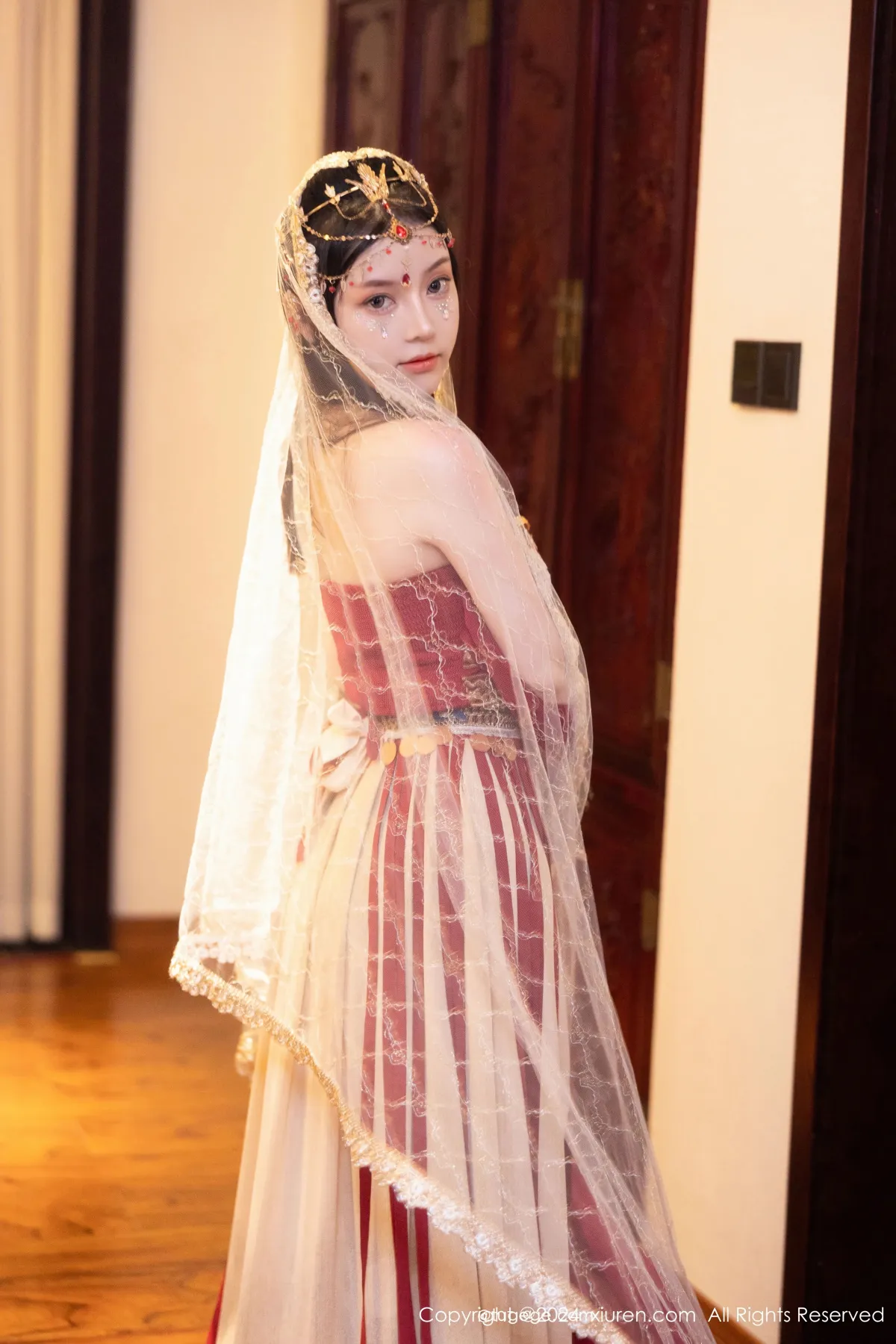 [秀人网] 2024.04.07 No.8349 豆瓣酱#[83P]-1