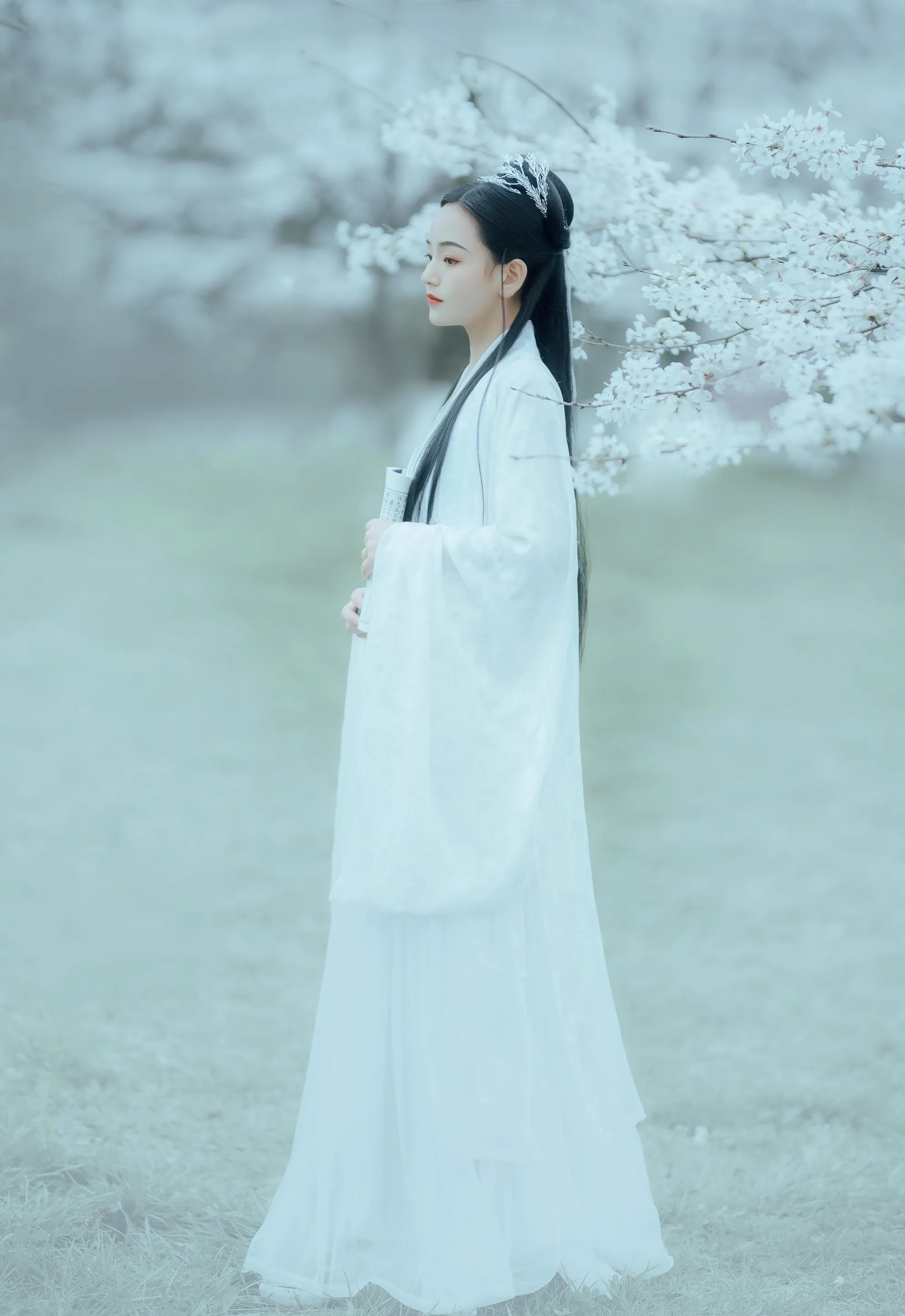 [艺图语] 2022.12.06 Vol.2613 – 樱吹雪 穆婕#[25P]-1