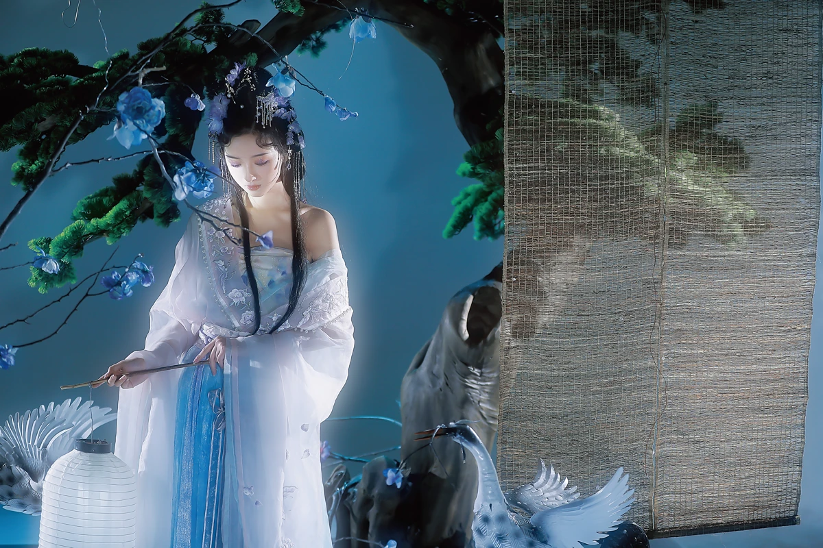 [艺图语] 2023.01.10 Vol.2882 – 那你呢，分得清我和她吗？ 一只梳子君#[29P]-1