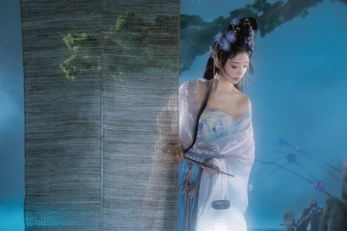 [艺图语] 2023.01.10 Vol.2882 – 那你呢，分得清我和她吗？ 一只梳子君#[29P]-3