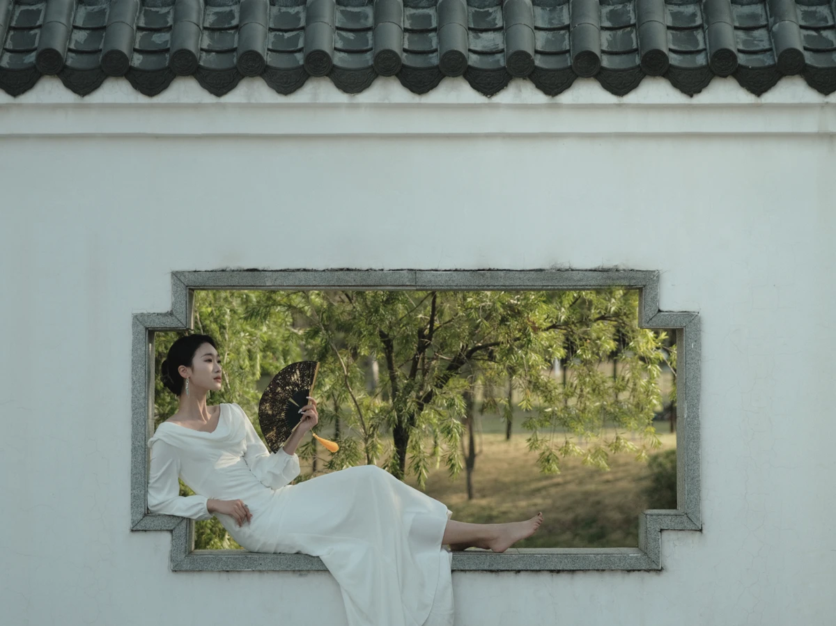 [艺图语] 2022.12.19 Vol.2713 – 落叶飞花 likeu#[47P]-6