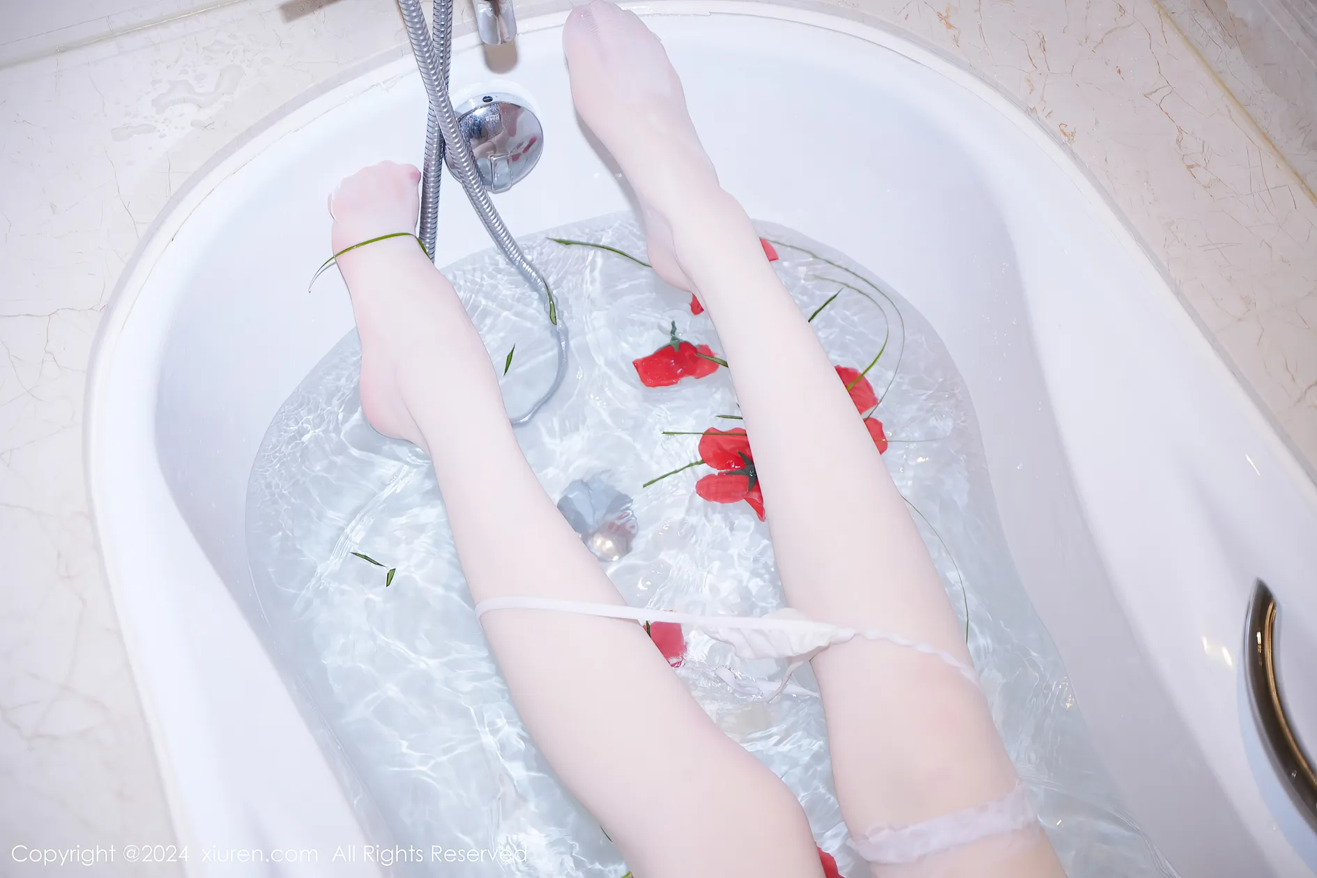 [秀人网] 2024.03.01 NO.8162 – 、秀人旗下#[66P] 梦灵儿Mini#[67P]-1