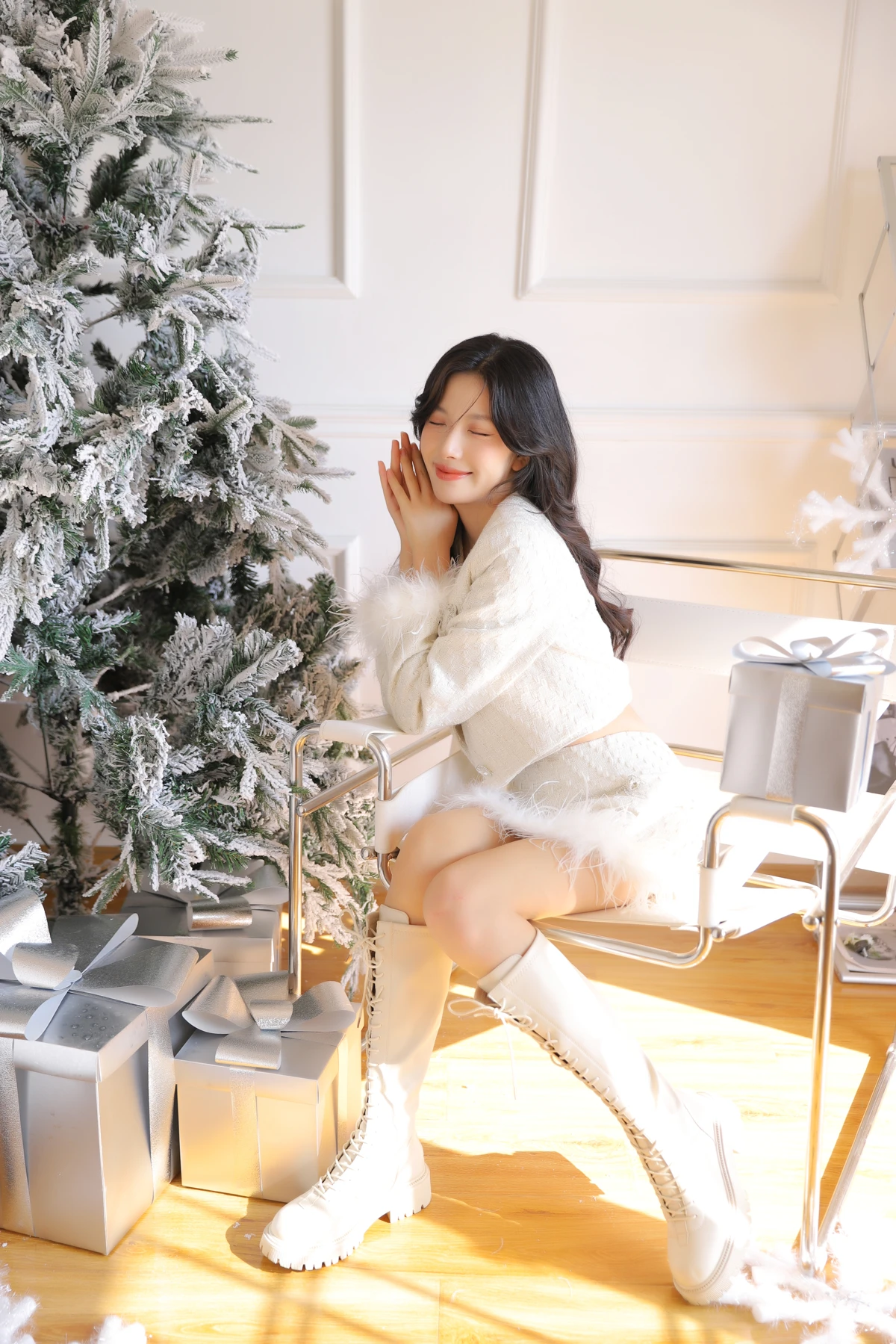 [艺图语] 2022.12.16 Vol.2693 – 山茶花 依欣Doris#[36P]-1