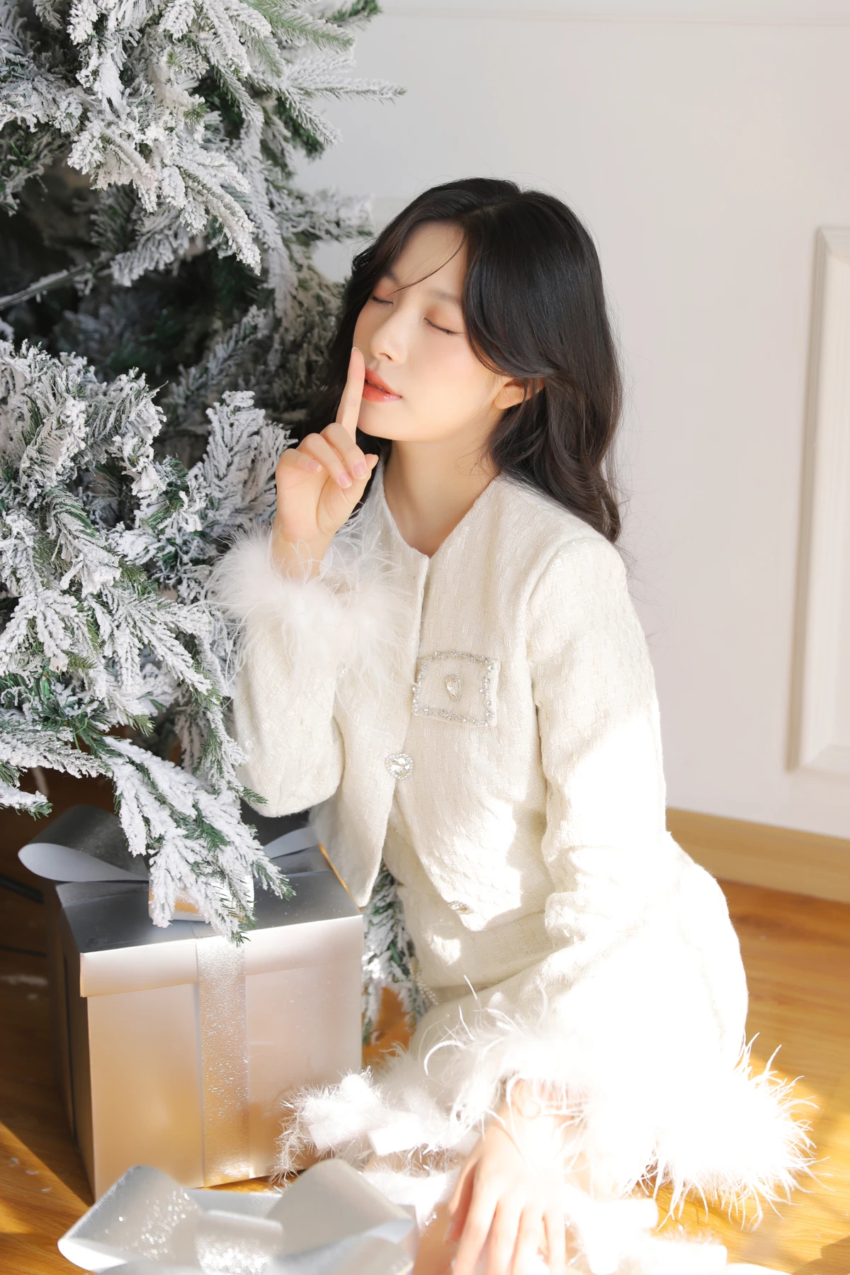 [艺图语] 2022.12.16 Vol.2693 – 山茶花 依欣Doris#[36P]-8