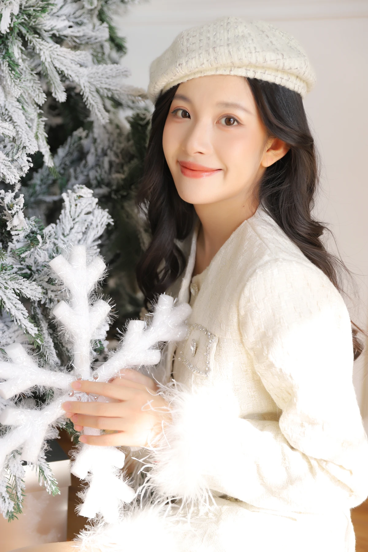 [艺图语] 2022.12.16 Vol.2693 – 山茶花 依欣Doris#[36P]-10