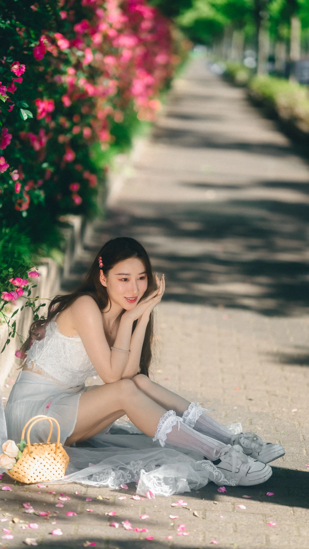 [艺图语] 2023.05.20 Vol.3048 – 蔷薇花下 桃子#[48P]-3