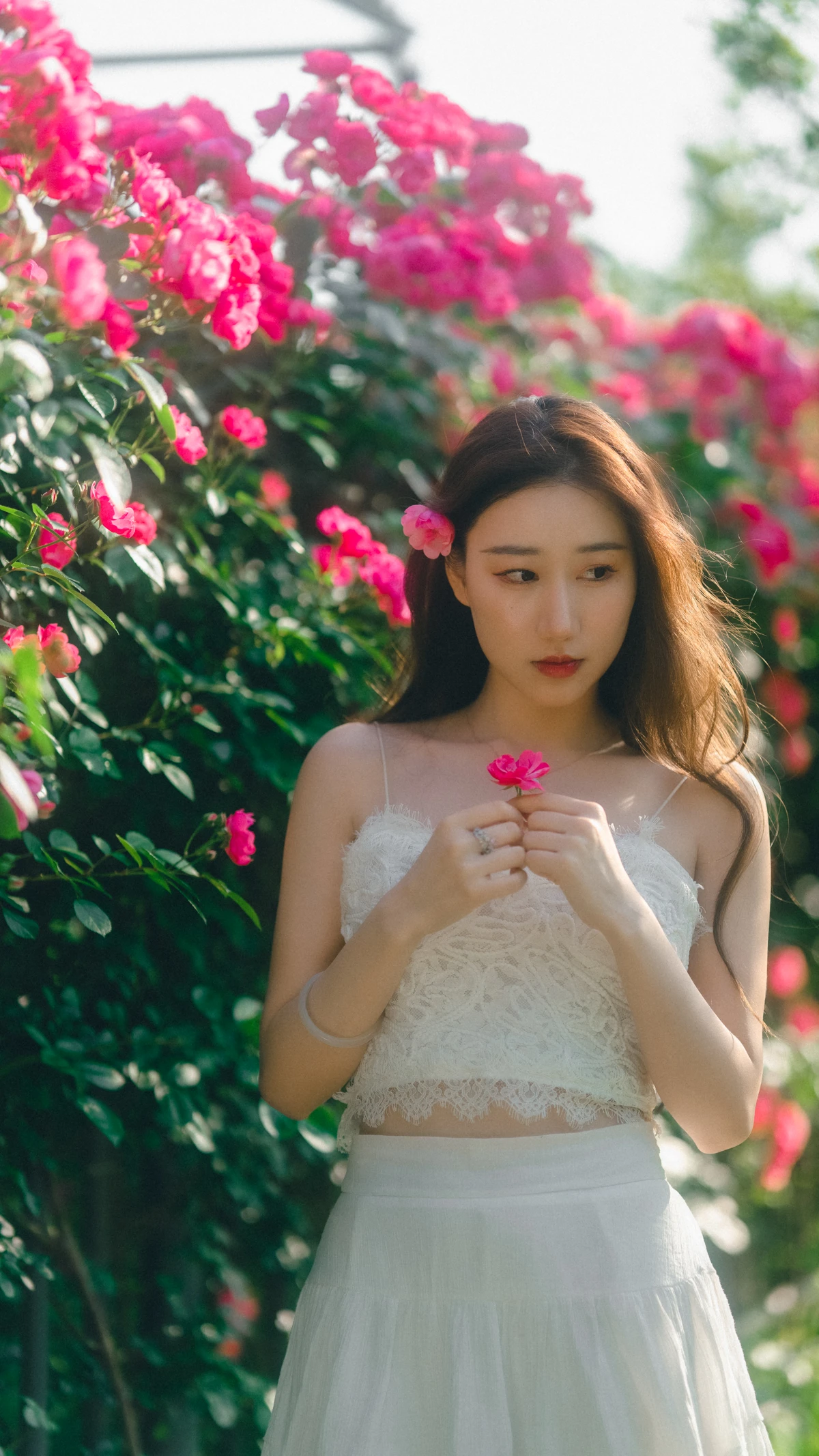 [艺图语] 2023.05.20 Vol.3048 – 蔷薇花下 桃子#[48P]-8