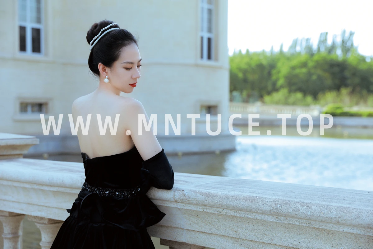 [艺图语] 2023.01.13 Vol.2905 赫本风 susu#[23P]-1