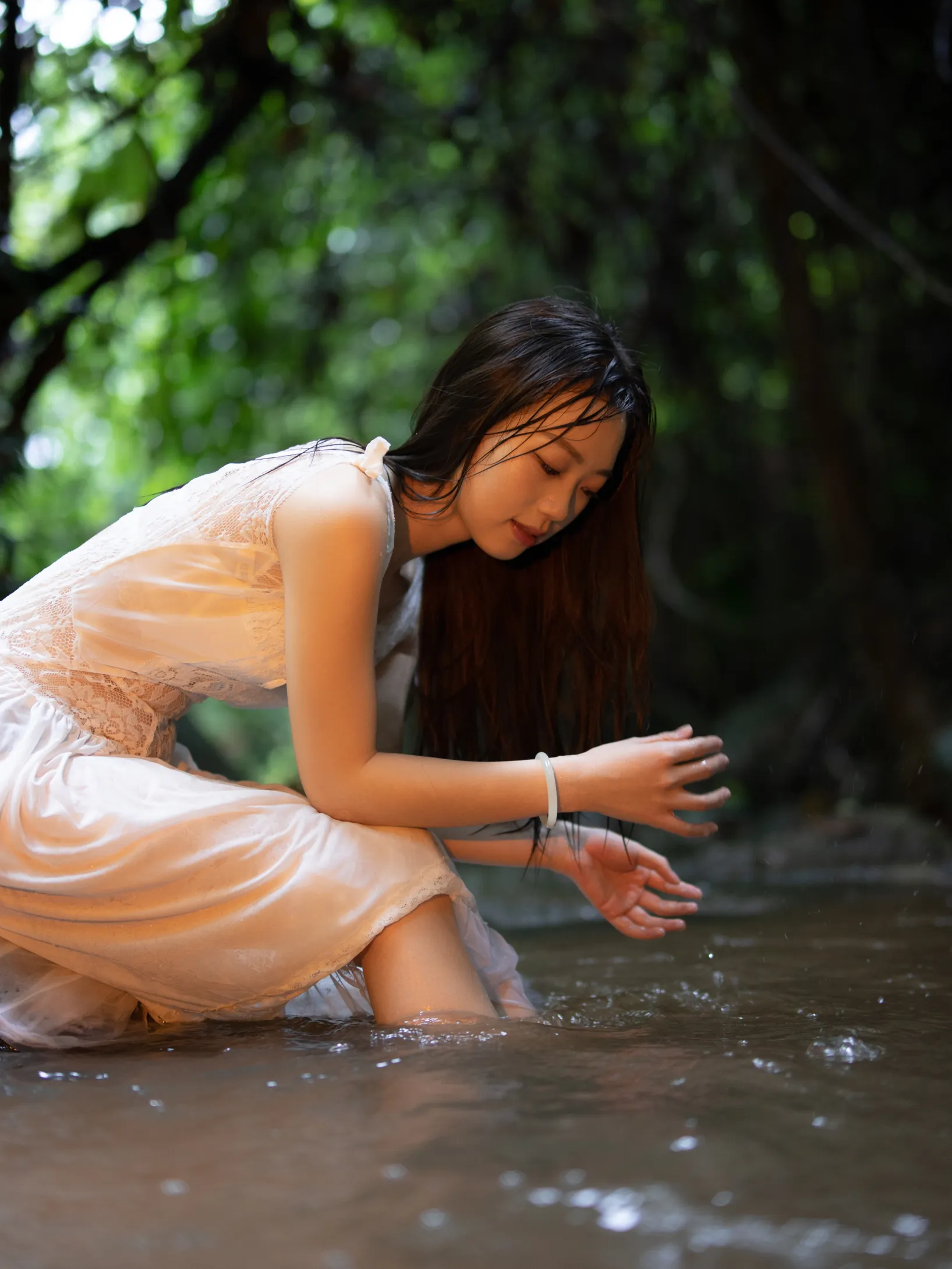 [艺图语] 2022.12.01 Vol.2574 – 溪水流光 QQ#[45P]-9