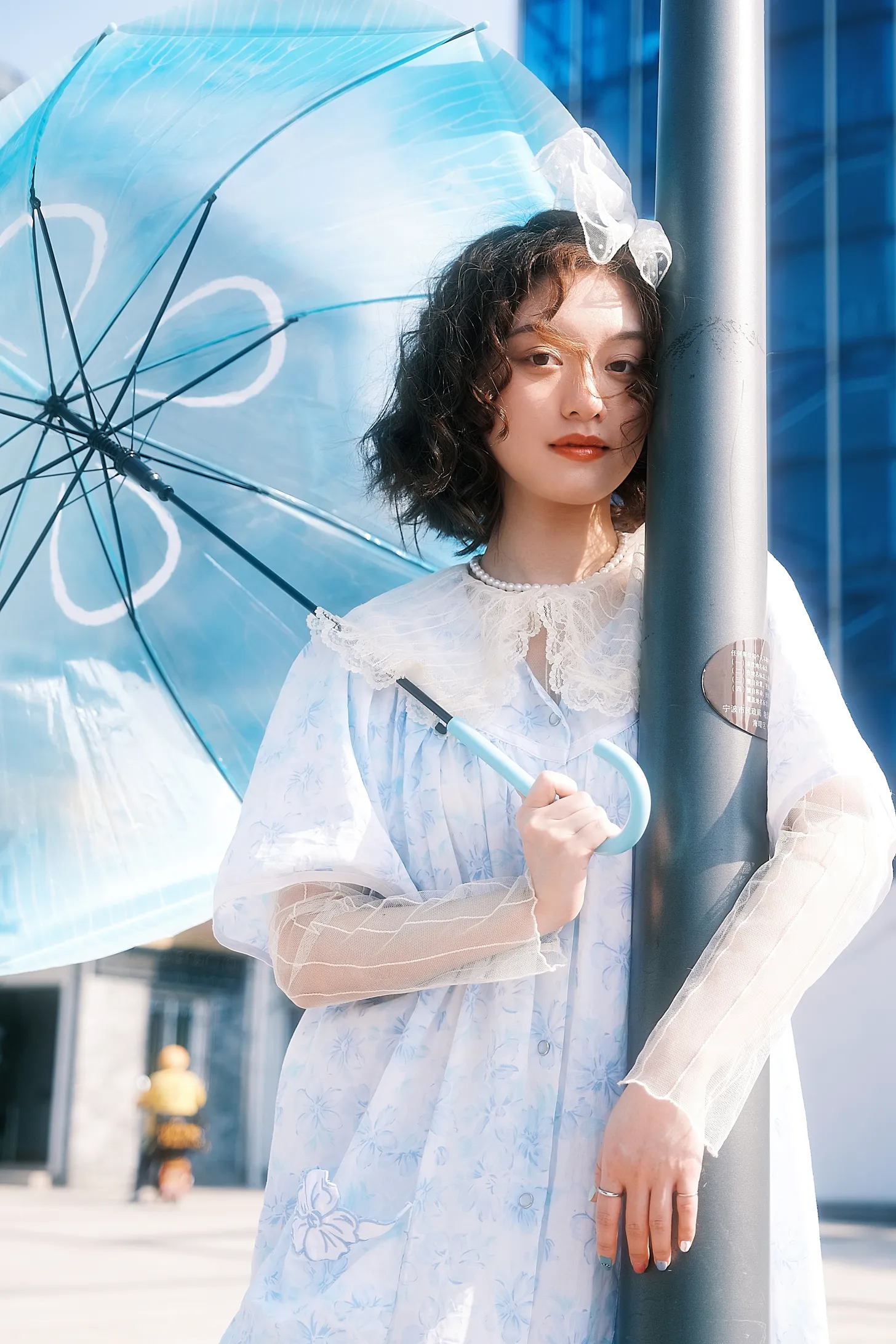 [艺图语] 2022.12.09 Vol.2633 – 爱丽丝漫游城市 馨馨#[23P]-1