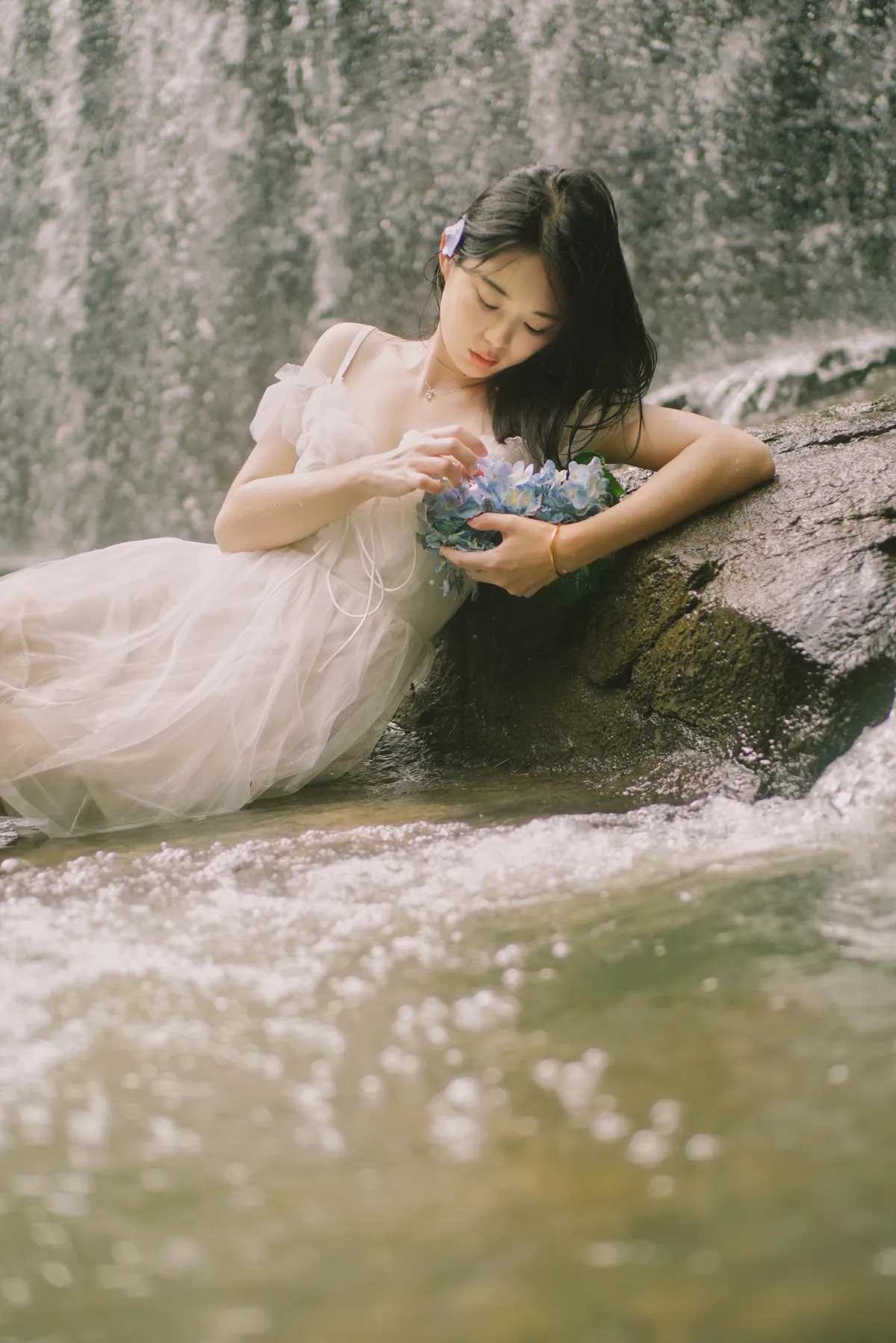 [艺图语] 2022.12.15 Vol.2684 – 流淌的柔情 小桃#[22P]-1