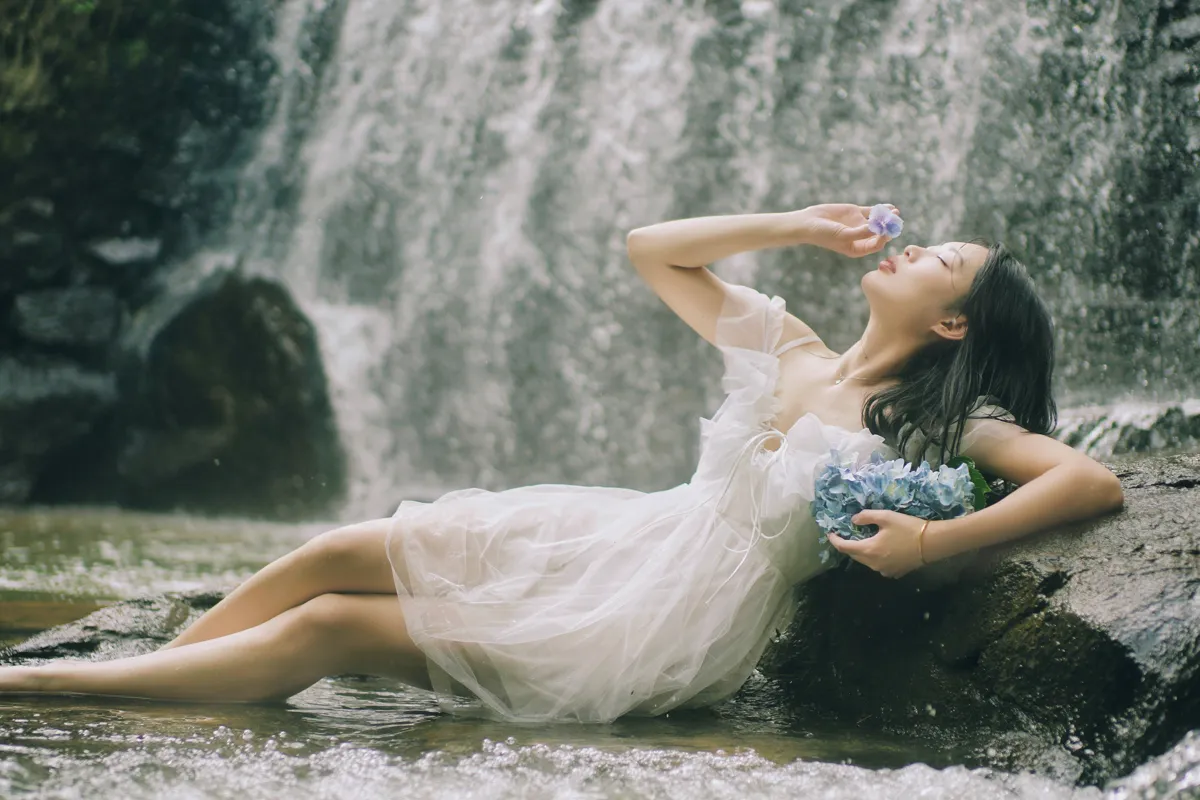 [艺图语] 2022.12.15 Vol.2684 – 流淌的柔情 小桃#[22P]-2