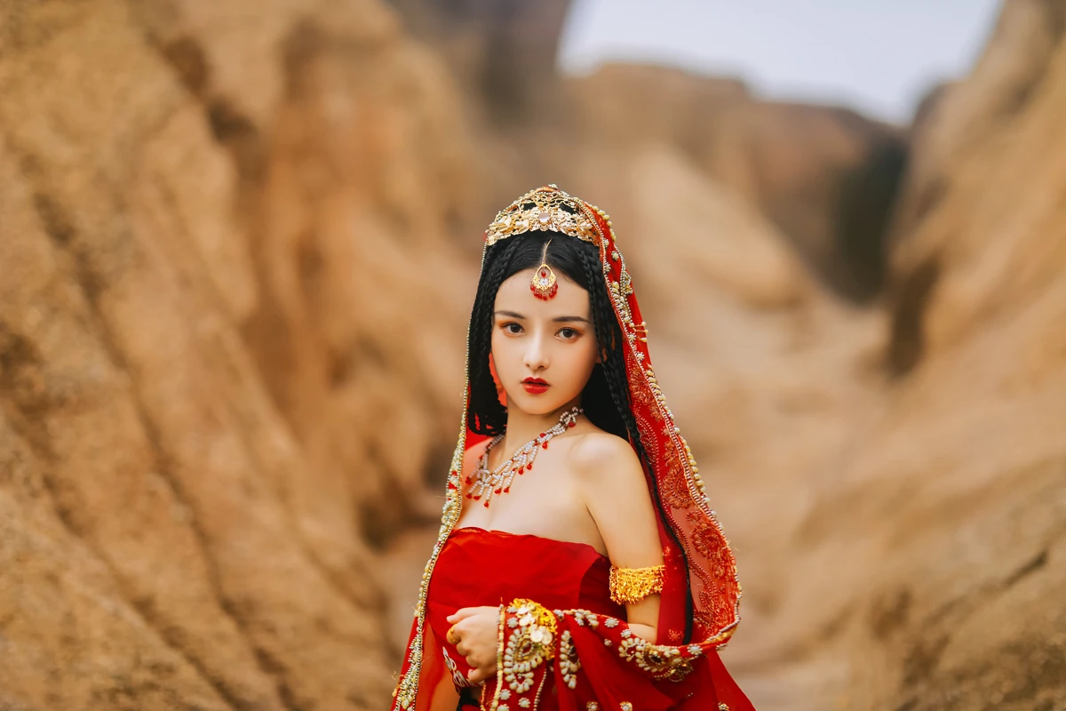 [艺图语] 2023.01.03 Vol.2828 – 西域美人 LLIYaNinG#[22P]-3