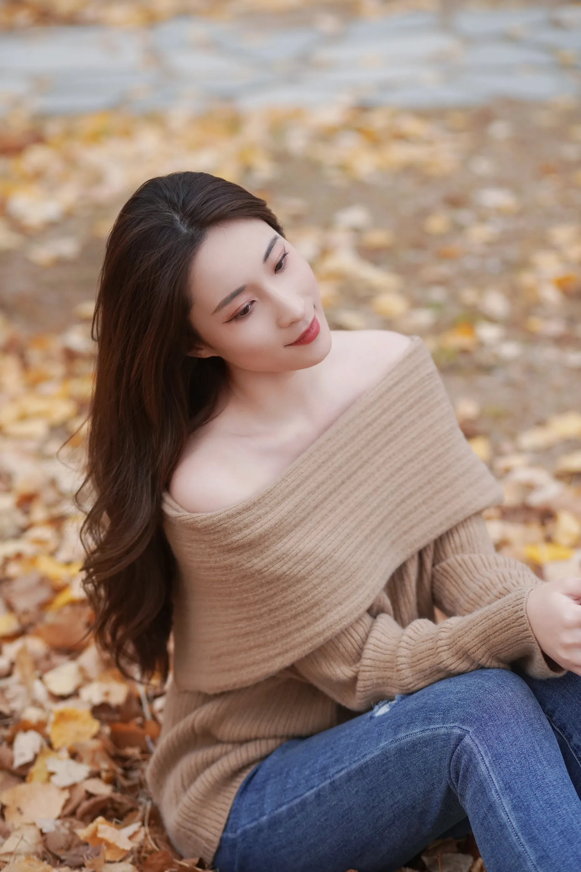 [艺图语] 2022.12.10 Vol.2646 – 叶落知秋 阿音#[26P]-10