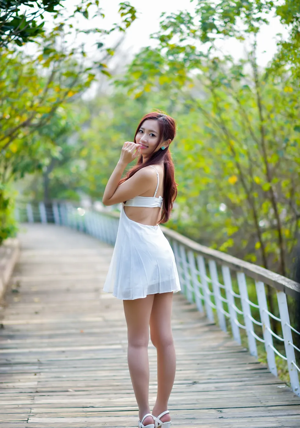 [爱美足] NO.175 名婷 露背吊带连衣短裙丝袜凉高美腿 街拍#[67P]-1