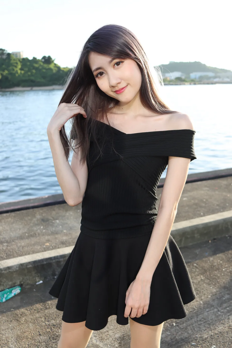 [爱美足] NO.140 Elaine Chung 连衣裙丝袜凉高美腿 街拍#[73P]-1