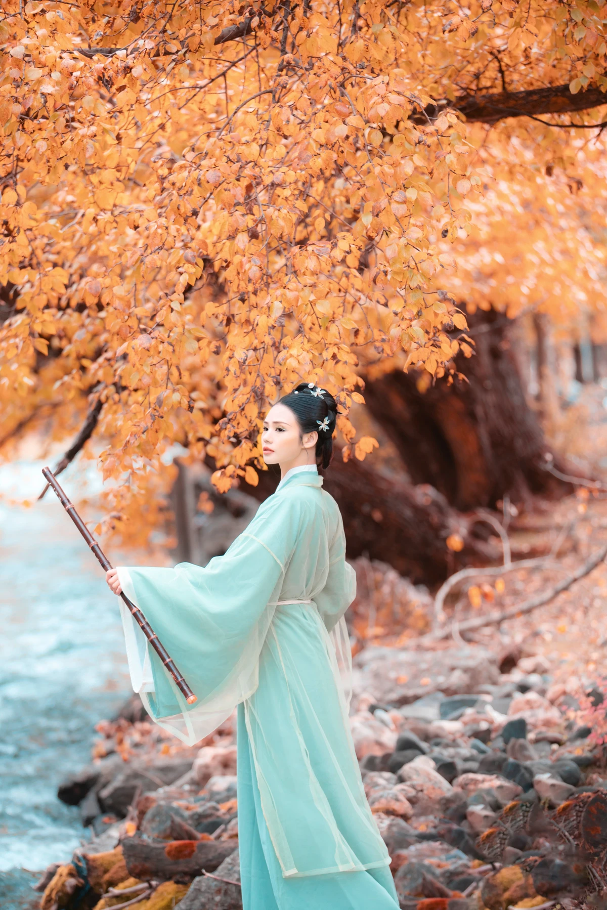 [艺图语] 2023.02.09 Vol.3006 秋叶渐红 谢阿玲#[28P]-10