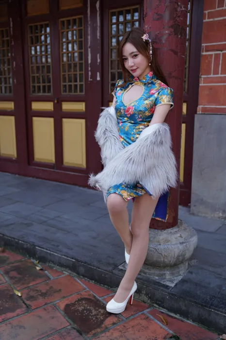 [Mzsock] NO.065 Su Xiaoli ultra short slit cheongsam high heels beautiful legs outdoor shot street photography#[102P]-4