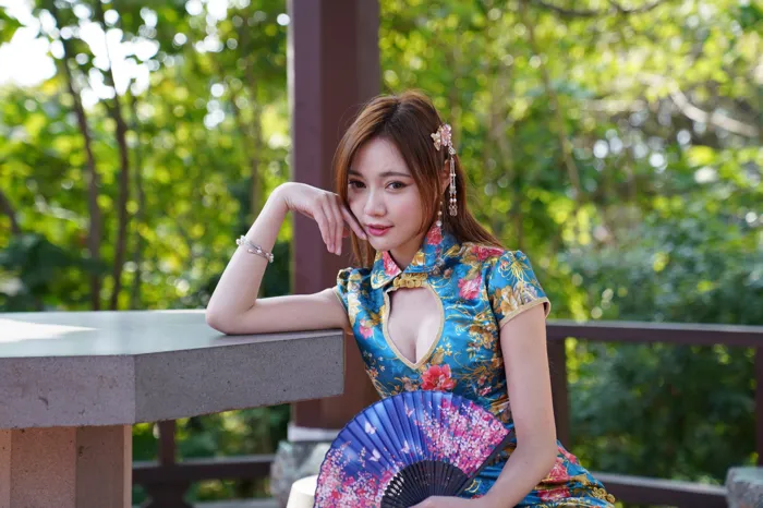 [爱美足] NO.065  苏小立 超短开衩旗袍 高跟美腿外拍 街拍#[102P]-1