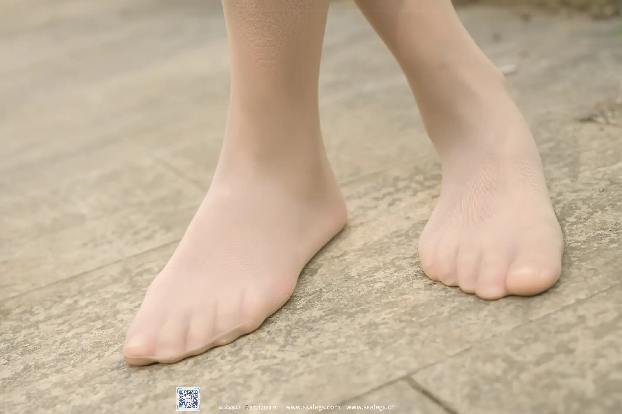 [爱美足] NO.496 君君 外拍写真（下) 丝社#[103P]-9